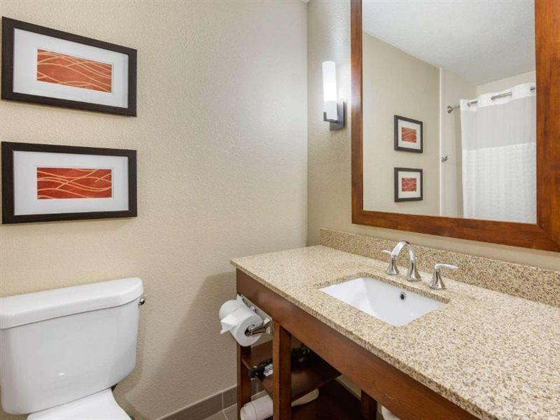 Comfort Inn Splash Harbor Bellville Exteriér fotografie