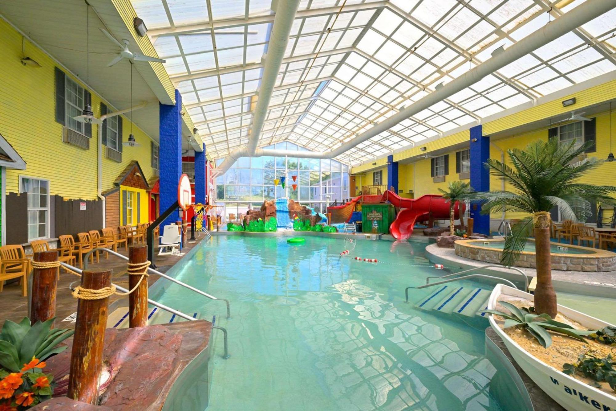 Comfort Inn Splash Harbor Bellville Exteriér fotografie
